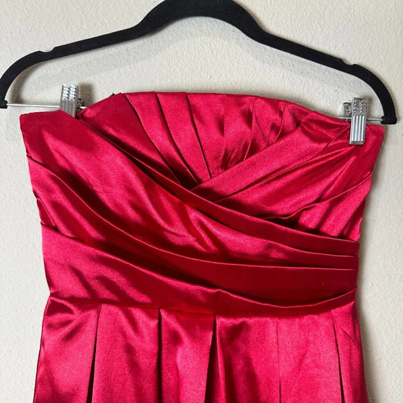VINTAGE Roberta Party Dress Red Satin Strapless Pleated Bodice - size 5/6 - Picture 5 of 14